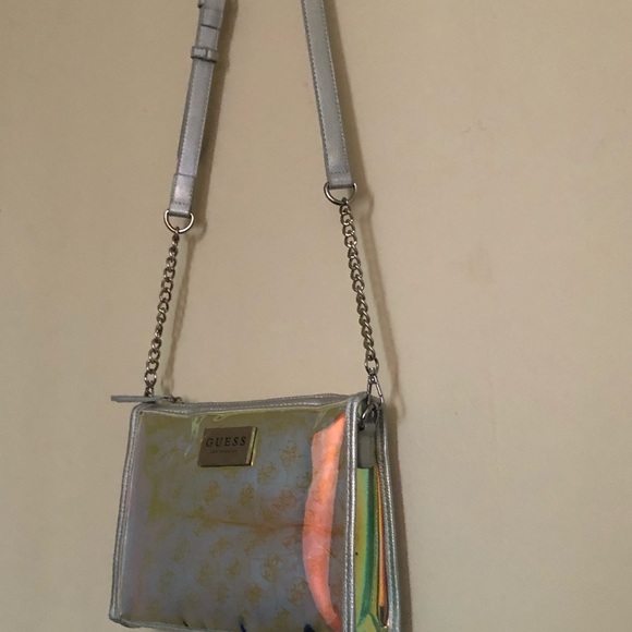 GUESS>> Silver metallic transparent crossbody bag. - Picture 6 of 7